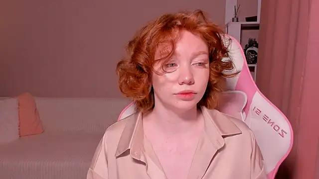 foxyMistrees online show from January 12, 2025, 12:28 am