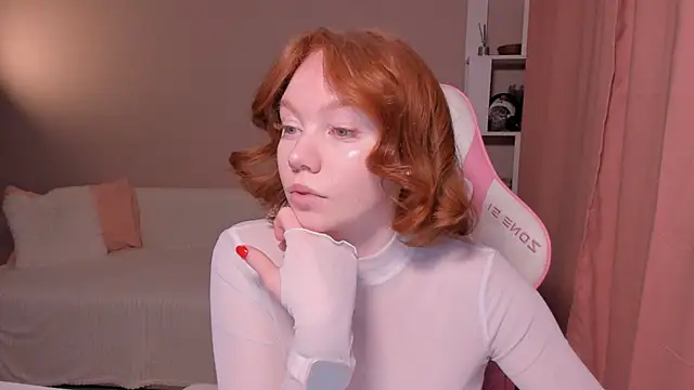 foxyMistrees online show from March 6, 2025, 12:32 am