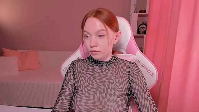 foxyMistrees online show from March 13, 2025, 3:11 am