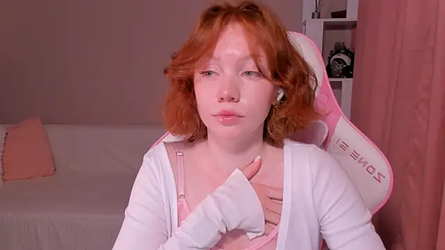 foxyMistrees online show from January 28, 2025, 2:53 am