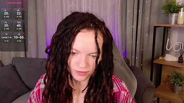 Snapshot of CoreyJane chatting on October 12, 2025, 4:47 am CoreyJane online show from October 12, 2025, 4:47 am