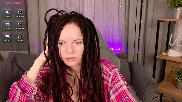 Snapshot of CoreyJane chatting on October 2, 2025, 5:00 am CoreyJane online show from October 2, 2025, 5:00 am