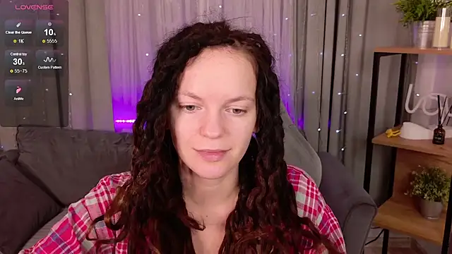 Snapshot of CoreyJane chatting on October 5, 2025, 4:25 am CoreyJane online show from October 5, 2025, 4:25 am