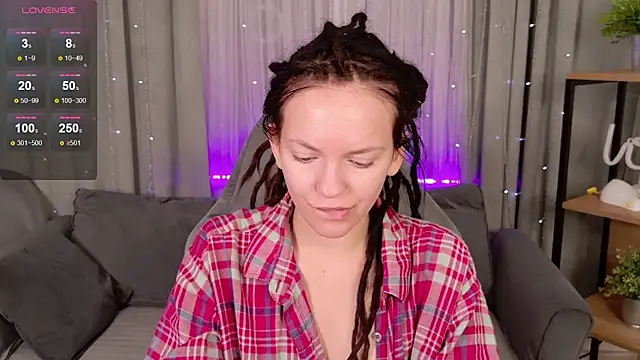 Snapshot of CoreyJane chatting on September 28, 2025, 5:03 am CoreyJane online show from September 28, 2025, 5:03 am