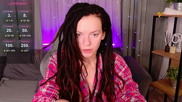 CoreyJane online show from December 1, 2025, 4:46 am