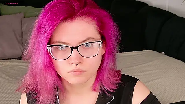 Snapshot of Lisa_Adam chatting on September 20, 2025, 6:02 pm Lisa Adam online show from September 20, 2025, 6:02 pm