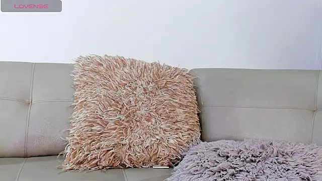 Snapshot of DahianaLincoln chatting on October 29, 2025, 10:09 pm DahianaLincoln online show from October 29, 2025, 10:09 pm