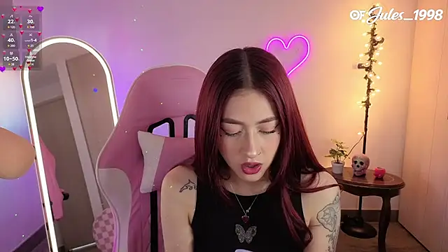 violet ch online show from March 20, 2026, 7:04 pm