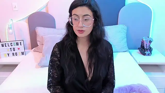 SophieGomez22 online show from March 2, 2025, 5:30 pm