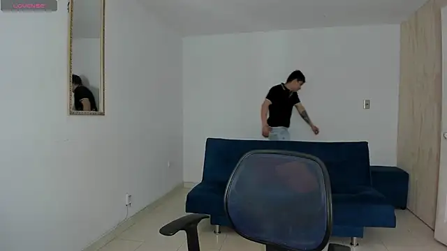 Ares Johnson online show from September 29, 2025, 11:38 am