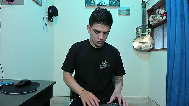 Ares Johnson online show from March 14, 2025, 3:03 pm