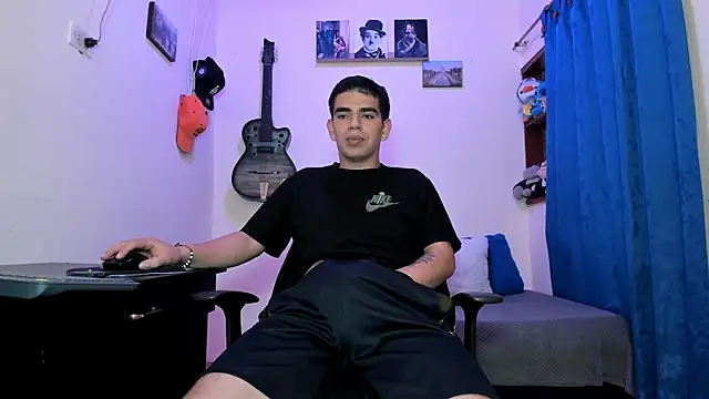 Ares Johnson online show from February 19, 2025, 6:43 pm