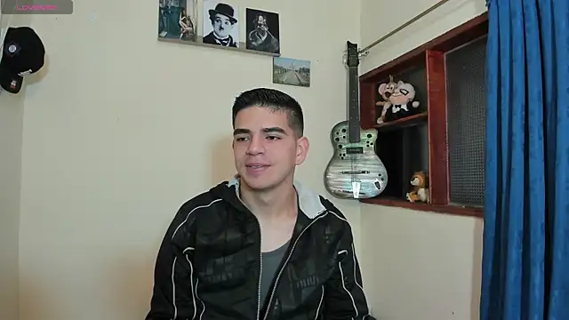 Ares Johnson online show from March 4, 2025, 12:33 pm