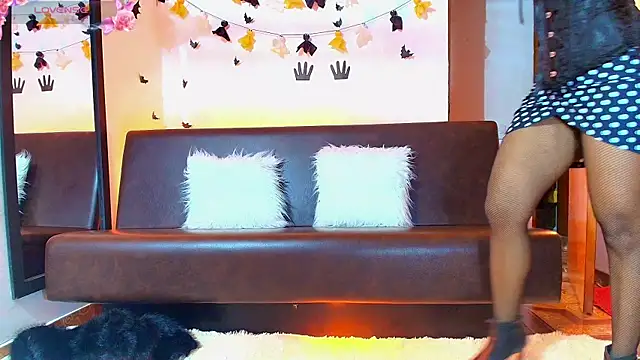 Snapshot of PaoL22 chatting on November 1, 2025, 5:47 am PaoL22 online show from November 1, 2025, 5:47 am