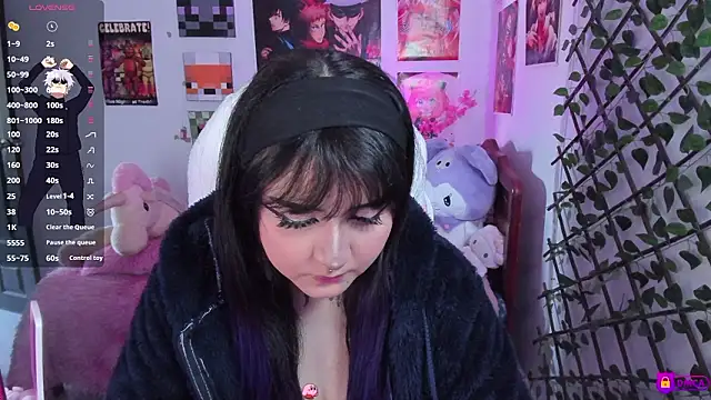 MaddyFooxx online show from February 5, 2026, 3:41 pm