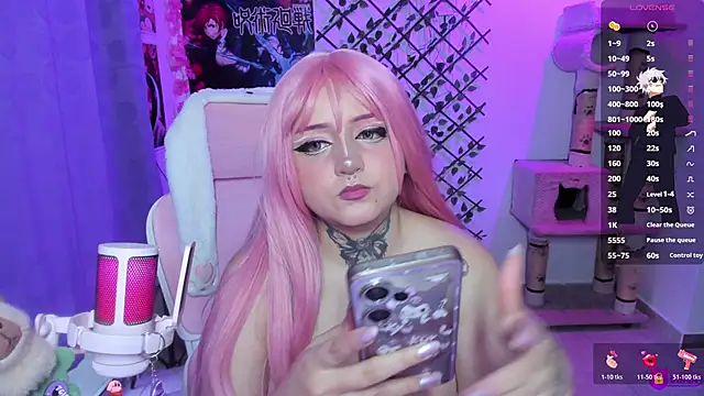 MaddyFooxx online show from May 31, 2026, 10:54 pm