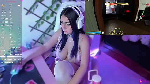 Snapshot of MaddyFooxx chatting on January 12, 2025, 1:21 am MaddyFooxx online show from January 12, 2025, 1:21 am