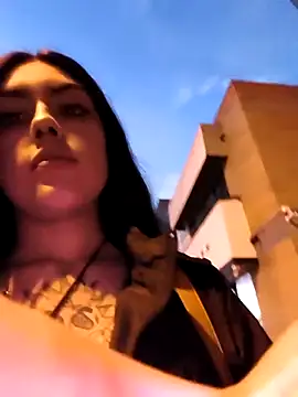 Snapshot of Mazikeen-- chatting on October 7, 2025, 11:06 pm Mazikeen-- online show from October 7, 2025, 11:06 pm