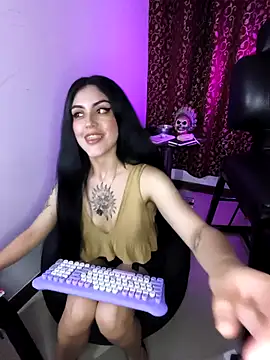 Snapshot of Mazikeen-- chatting on October 26, 2025, 3:51 am Mazikeen-- online show from October 26, 2025, 3:51 am