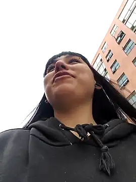 Snapshot of Mazikeen-- chatting on October 1, 2025, 10:24 pm Mazikeen-- online show from October 1, 2025, 10:24 pm