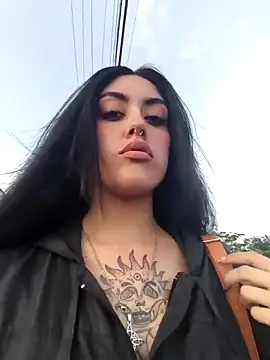 Snapshot of Mazikeen-- chatting on September 20, 2025, 10:48 pm Mazikeen-- online show from September 20, 2025, 10:48 pm