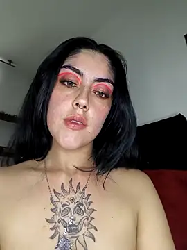 Snapshot of Mazikeen-- chatting on October 8, 2025, 10:10 pm Mazikeen-- online show from October 8, 2025, 10:10 pm