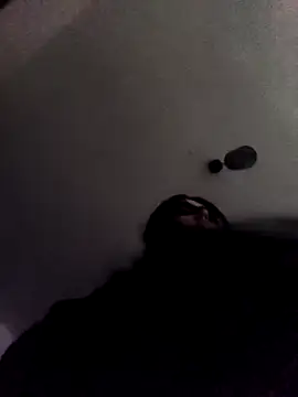 Snapshot of Mazikeen-- chatting on October 29, 2025, 10:42 pm Mazikeen-- online show from October 29, 2025, 10:42 pm