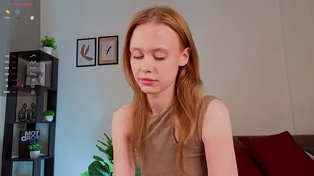 TaraSims online show from September 27, 2025, 11:33 pm