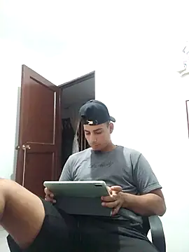 bonehur online show from April 19, 2026, 4:46 am