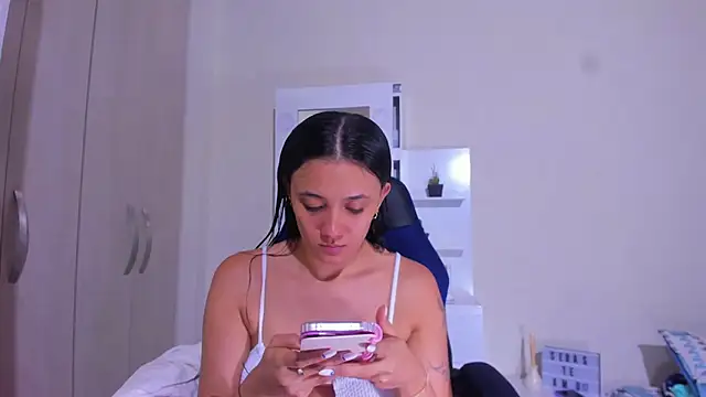 anny vittar online show from March 4, 2025, 10:49 pm