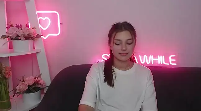 MilanaAngelAs online show from January 28, 2025, 8:47 am