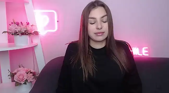 MilanaAngelAs online show from February 22, 2025, 5:44 am