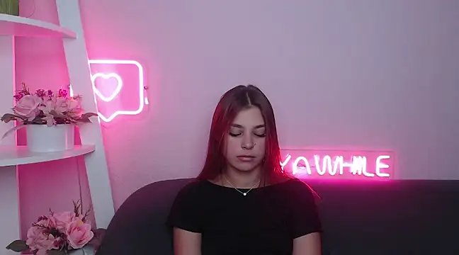 MilanaAngelAs online show from February 11, 2025, 10:58 am