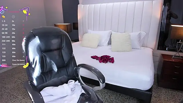 Snapshot of vanity_sex chatting on September 17, 2025, 11:45 am vanity sex online show from September 17, 2025, 11:45 am