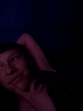 Snapshot of babylexx_18 chatting on September 11, 2025, 12:43 am babylexx 18 online show from September 11, 2025, 12:43 am