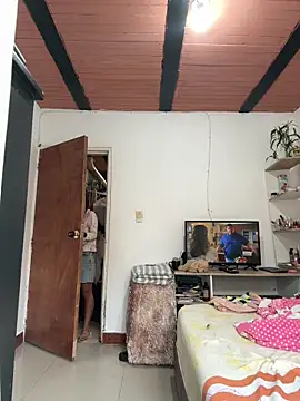 ViolettaSummer online show from April 7, 2026, 1:02 pm