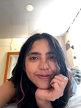 ViolettaSummer online show from November 29, 2025, 12:16 pm