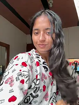 ViolettaSummer online show from March 5, 2026, 9:33 pm