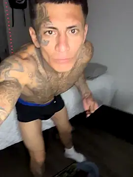 Snapshot of Papinine6 chatting on October 4, 2025, 9:00 am Papinine6 online show from October 4, 2025, 9:00 am