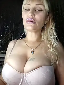 Freya Milf online show from September 10, 2025, 6:18 pm