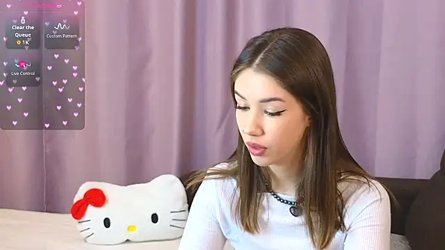 ellie kramer online show from November 9, 2025, 8:46 pm