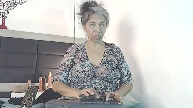 Snapshot of chanel_grant chatting on June 30, 2026, 6:52 pm chanel grant online show from June 30, 2026, 6:52 pm