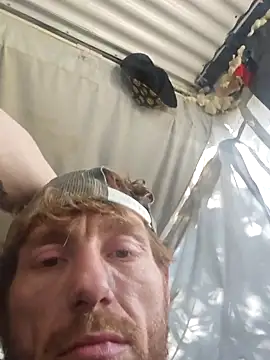 Snapshot of Snowwisss chatting on March 18, 2025, 6:28 pm Snowwisss online show from March 18, 2025, 6:28 pm