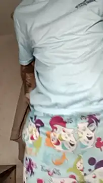 Snapshot of Snowwisss chatting on October 27, 2025, 2:12 am Snowwisss online show from October 27, 2025, 2:12 am