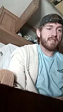 Snapshot of Snowwisss chatting on November 4, 2025, 11:52 pm Snowwisss online show from November 4, 2025, 11:52 pm