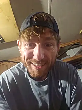 Snapshot of Snowwisss chatting on October 6, 2025, 3:51 am Snowwisss online show from October 6, 2025, 3:51 am