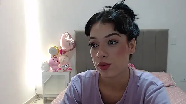 Caribbean beauty  online show from October 17, 2025, 11:06 pm