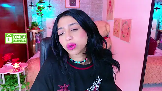 REDHOTTER  online show from September 19, 2025, 8:13 pm