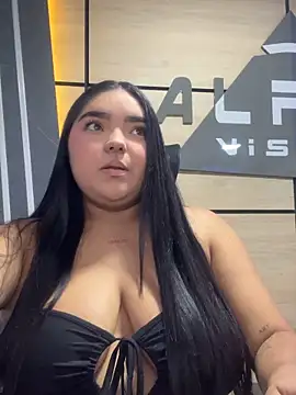 Snapshot of little_lissiee chatting on May 2, 2026, 9:31 pm little lissiee online show from May 2, 2026, 9:31 pm