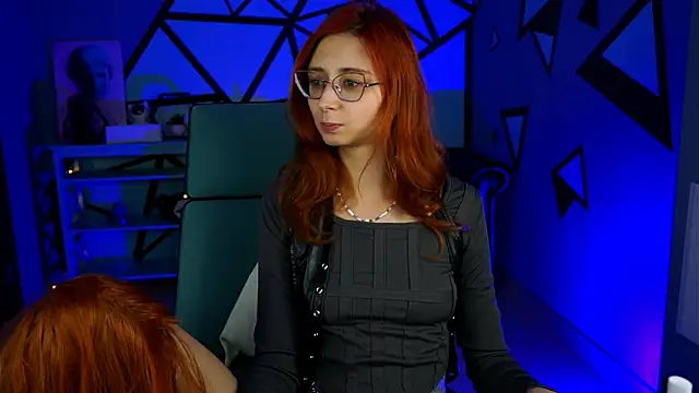 Orianna Fox online show from December 7, 2024, 3:25 pm